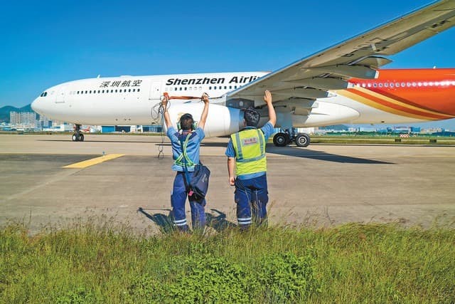 Китай-Europe Express Airlines